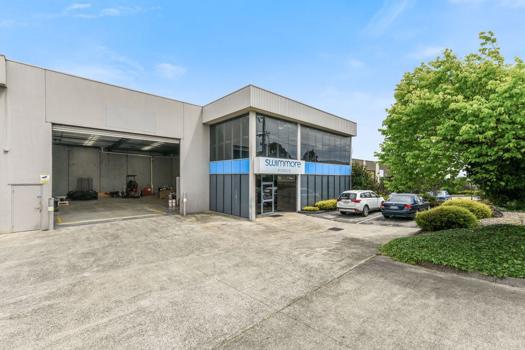 4 51 53 Hallam South Rd Web 1 002